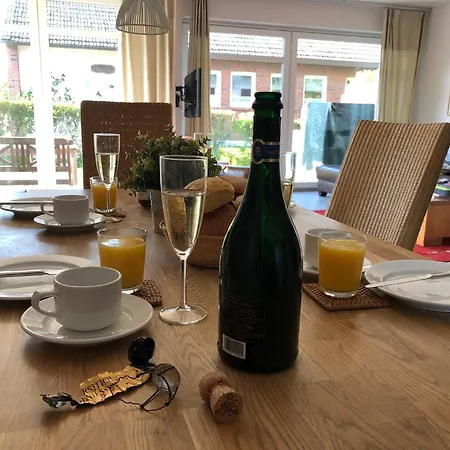 Borkum8 Haus B Ferienhaus *